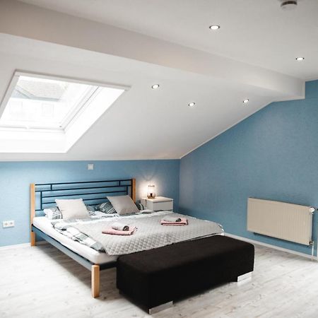 Modernes Apartment Mit Top Ausstattung Und Kamin Im Oberpfaelzer Seenland Nittenau Bagian luar foto