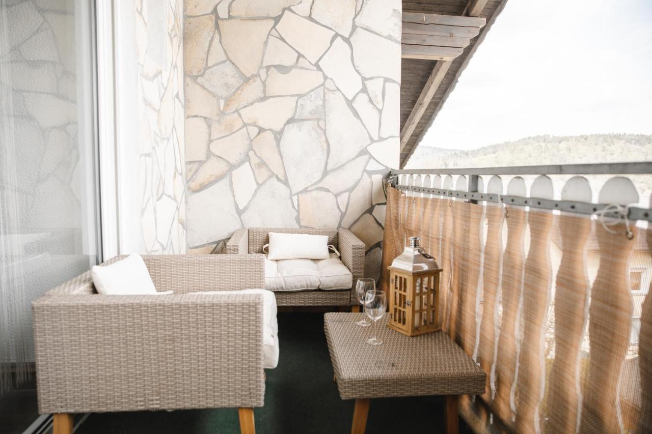 Modernes Apartment Mit Top Ausstattung Und Kamin Im Oberpfaelzer Seenland Nittenau Bagian luar foto